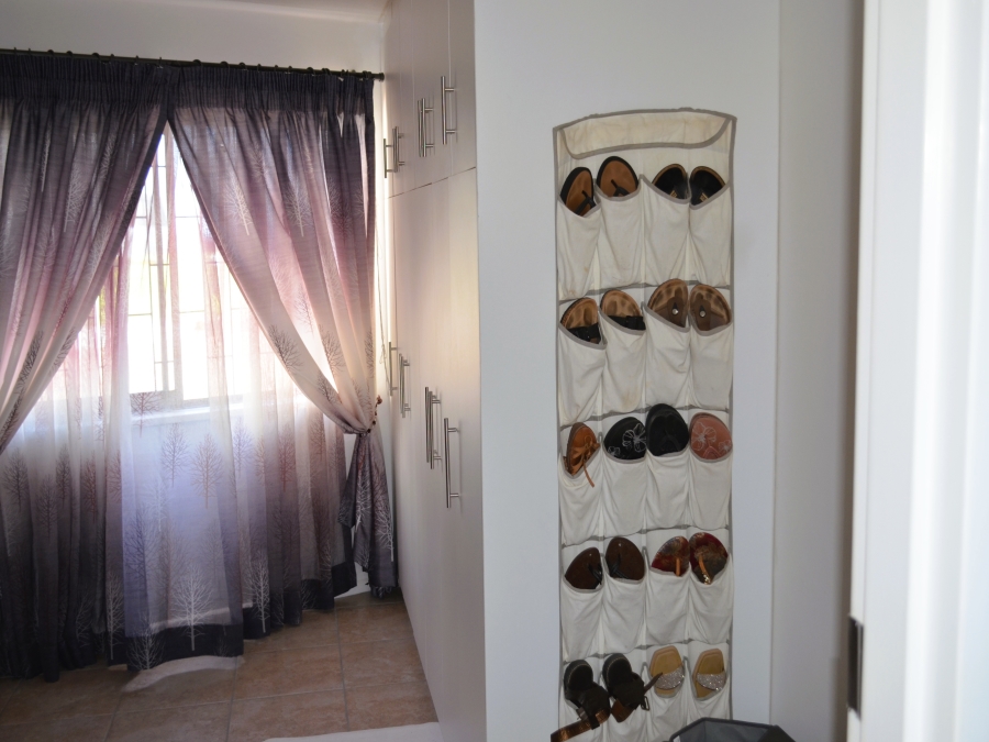 2 Bedroom Property for Sale in Strand North Western Cape
